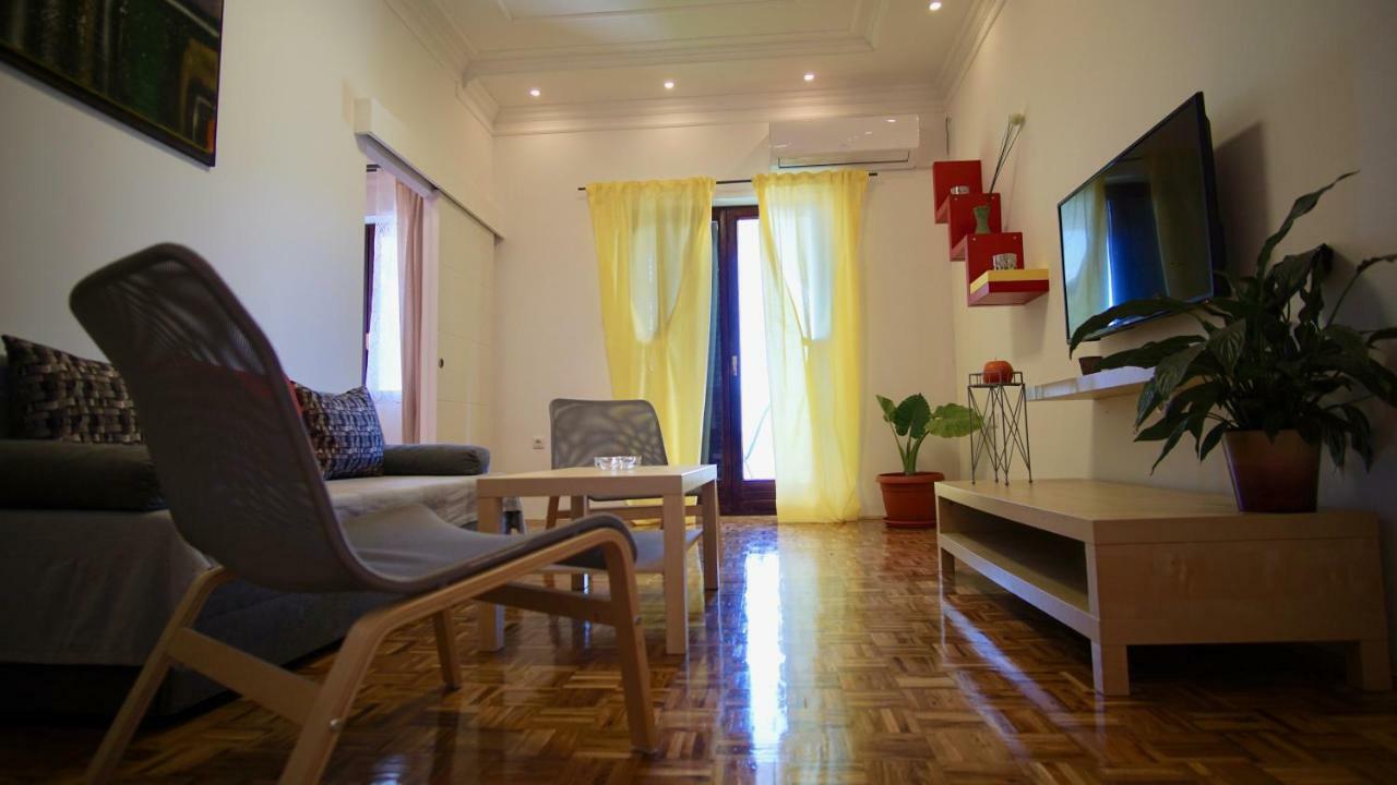 Apartmani Laura Trogir Exterior foto